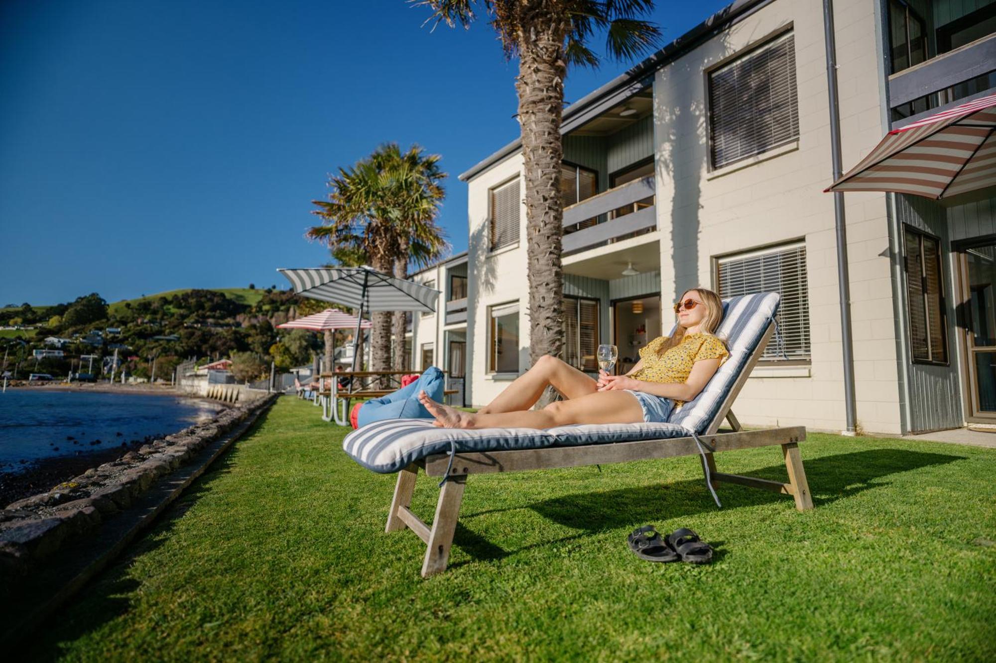 Akaroa Waterfront Motels מראה חיצוני תמונה